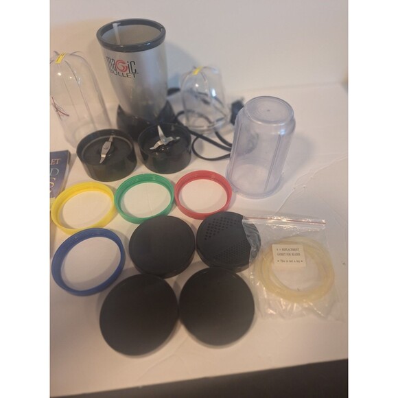 Magic Bullet Blender MB1001, 120V,250W,60Hz,Works Accessories & Booklet Included - Picture 4 of 8